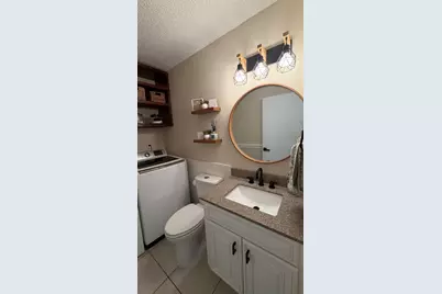 3911 Circle Lake Dr Drive, West Palm Beach, FL 33417 - Photo 19