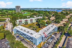 1630 Embassy Dr, West Palm Beach, FL 33401 - Photo 29