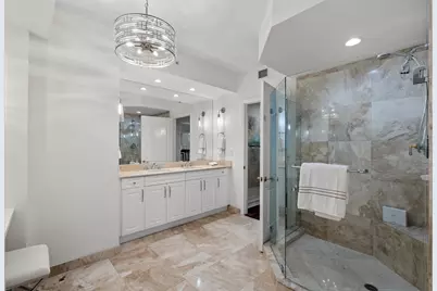 550 SE Mizner Boulevard, Unit #B202, Boca Raton, FL 33432 - Photo 17