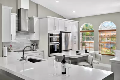 305 Ryder Cup Circle, Palm Beach Gardens, FL 33418 - Photo 3