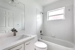 1975 Oak Berry Cir, Wellington, FL 33414 - Photo 23