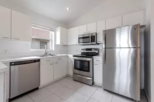 1975 Oak Berry Cir, Wellington, FL 33414 - Photo 11