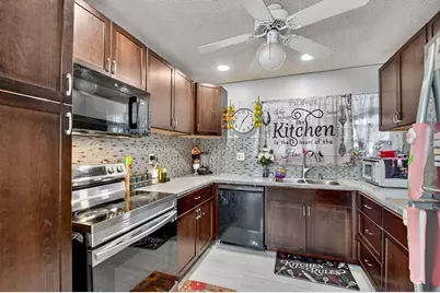 2 Cambridge Place, Boynton Beach, FL 33426 - Photo 7