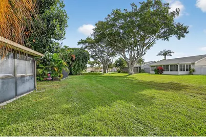 2 Cambridge Place, Boynton Beach, FL 33426 - Photo 21