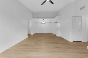 400 Crestwood Ct N, Royal Palm Beach, FL 33411 - Photo 11