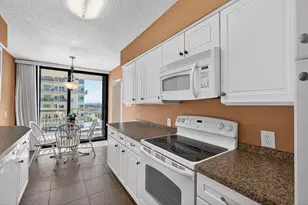 3400 N Ocean Dr, Singer Island, FL 33404 - Photo 21