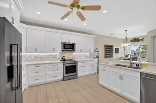 194 Orange Tree Dr, Atlantis, FL 33462 - Photo 11