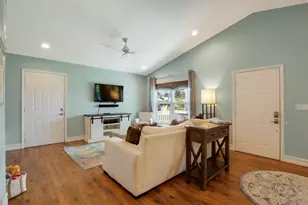 9155 SE Athena St, Hobe Sound, FL 33455 - Photo 5