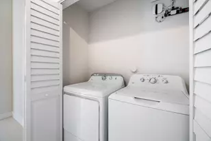 6170 Lake Hibiscus Dr, Delray Beach, FL 33484 - Photo 21