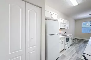 1010 Seminole Palms Dr, Greenacres, FL 33463 - Photo 11