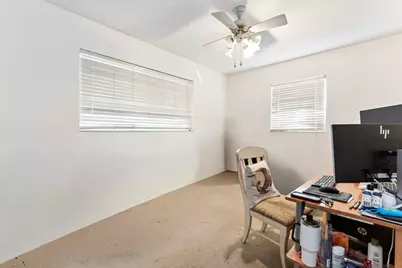 337 E Lake Road, Palm Springs, FL 33461 - Photo 13