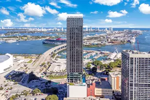 398 NE 5th St, Miami, FL 33132 - Photo 43