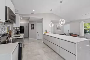 2471 SE Leithgow St, Port Saint Lucie, FL 34952 - Photo 11