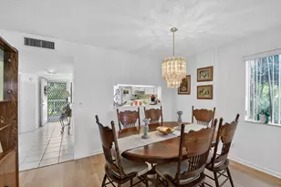 3146 Via Poinciana, Lake Worth, FL 33467 - Photo 9