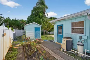 8675 SE Keathley Ct, Hobe Sound, FL 33455 - Photo 57