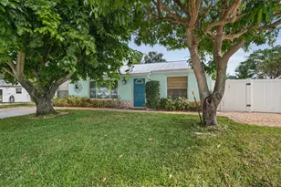 8675 SE Keathley Ct, Hobe Sound, FL 33455 - Photo 11