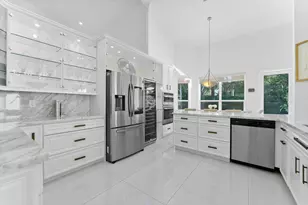 1290 Manor Ct, Weston, FL 33326 - Photo 17