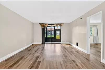 7770 Tahiti Lane, Unit #105, Lake Worth, FL 33467 - Photo 11