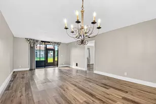 7770 Tahiti Ln, Lake Worth, FL 33467 - Photo 9
