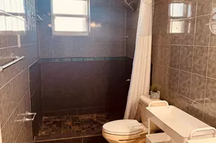 3335 W 8th Ave, Hialeah, FL 33012 - Photo 9