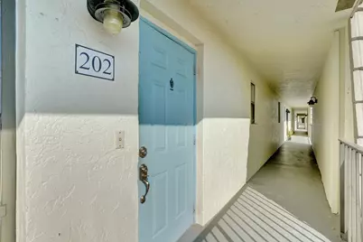 1040 Homewood Boulevard, Unit #L202, Delray Beach, FL 33445 - Photo 31