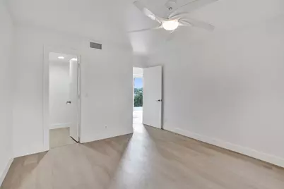 1040 Homewood Boulevard, Unit #L202, Delray Beach, FL 33445 - Photo 21
