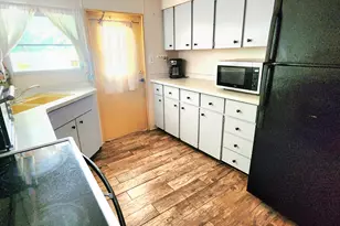 16 S Granada Ln, Port Saint Lucie, FL 34952 - Photo 7