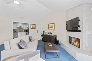 2211 Las Casitas Dr, Wellington, FL 33414 - Photo 11