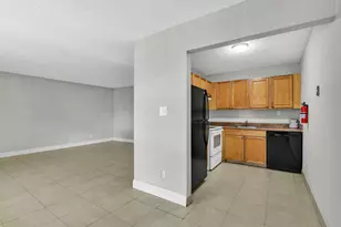 112 Meadows Cir, Boynton Beach, FL 33436 - Photo 5