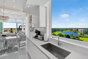 20155 Boca W Dr, Boca Raton, FL 33434 - Photo 13