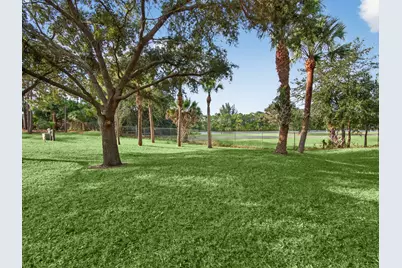 8946 SW Fishermans Wharf Drive, Stuart, FL 34997 - Photo 39