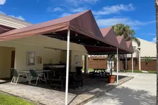 641 Executive Center Dr, West Palm Beach, FL 33401 - Photo 17