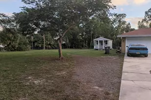 12810 57th Rd N, The Acreage, FL 33411 - Photo 5