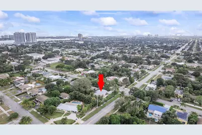 457 Evergreen Drive, Lake Park, FL 33403 - Photo 15