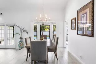 1855 Primrose Ln, Wellington, FL 33414 - Photo 9