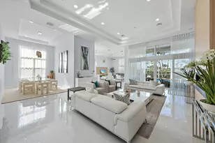 8988 Lakes Blvd, West Palm Beach, FL 33412 - Photo 9