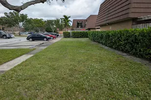 1908 19th Ln, Palm Beach Gardens, FL 33418 - Photo 19