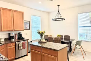 8080 Murano Cir, Palm Beach Gardens, FL 33418 - Photo 7