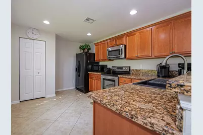 5520 45th Avenue, Vero Beach, FL 32967 - Photo 13