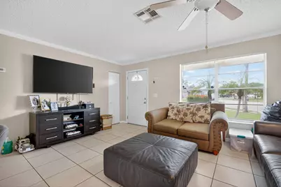102 Cedar Court, Jupiter, FL 33458 - Photo 15