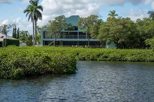 8902 SE Marina Bay Dr, Hobe Sound, FL 33455 - Photo 1