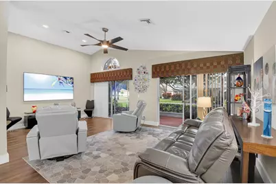 10888 Royal Caribbean Circle, Boynton Beach, FL 33437 - Photo 15