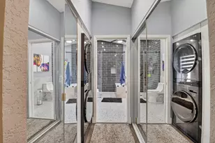 10888 Royal Caribbean Cir, Boynton Beach, FL 33437 - Photo 27