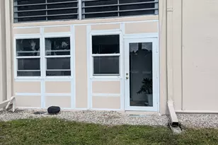 111 Greenbrier B, West Palm Beach, FL 33417 - Photo 15