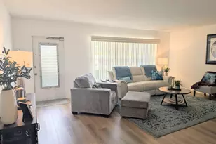 111 Greenbrier B, West Palm Beach, FL 33417 - Photo 3