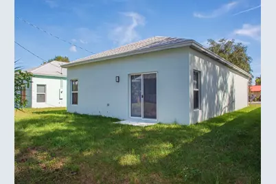 2465 87th Avenue, Vero Beach, FL 32966 - Photo 5