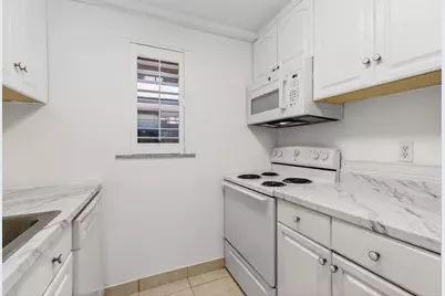 500 SW 2nd Avenue, Unit #111, Boca Raton, FL 33432 - Photo 9