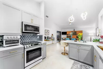 1370 NW 28th Avenue, Delray Beach, FL 33445 - Photo 11