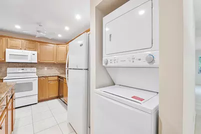 10109 S 44th Drive, Boynton Beach, FL 33436 - Photo 5