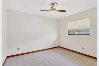 362 SE Starfish Avenue, Port Saint Lucie, FL 34983 - Photo 19